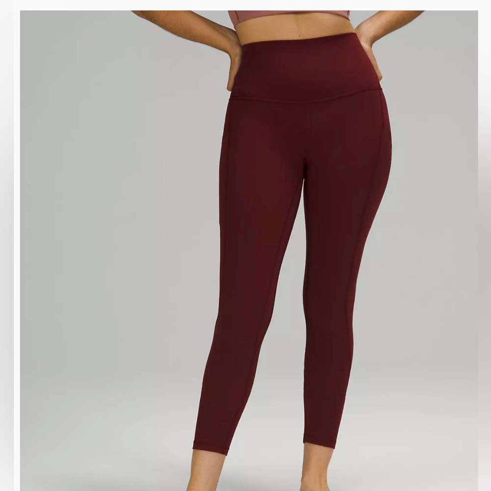 Lululemon Align High Rise Pant with Pockets 25” size 4 in purple